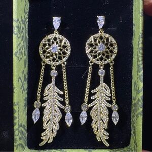 Dreamcatcher Feather Drop Earrings — Sparkly — S925 Posts